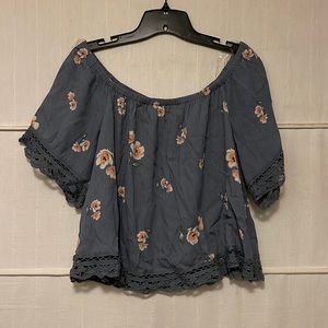 Off-the-shoulder Crop Top